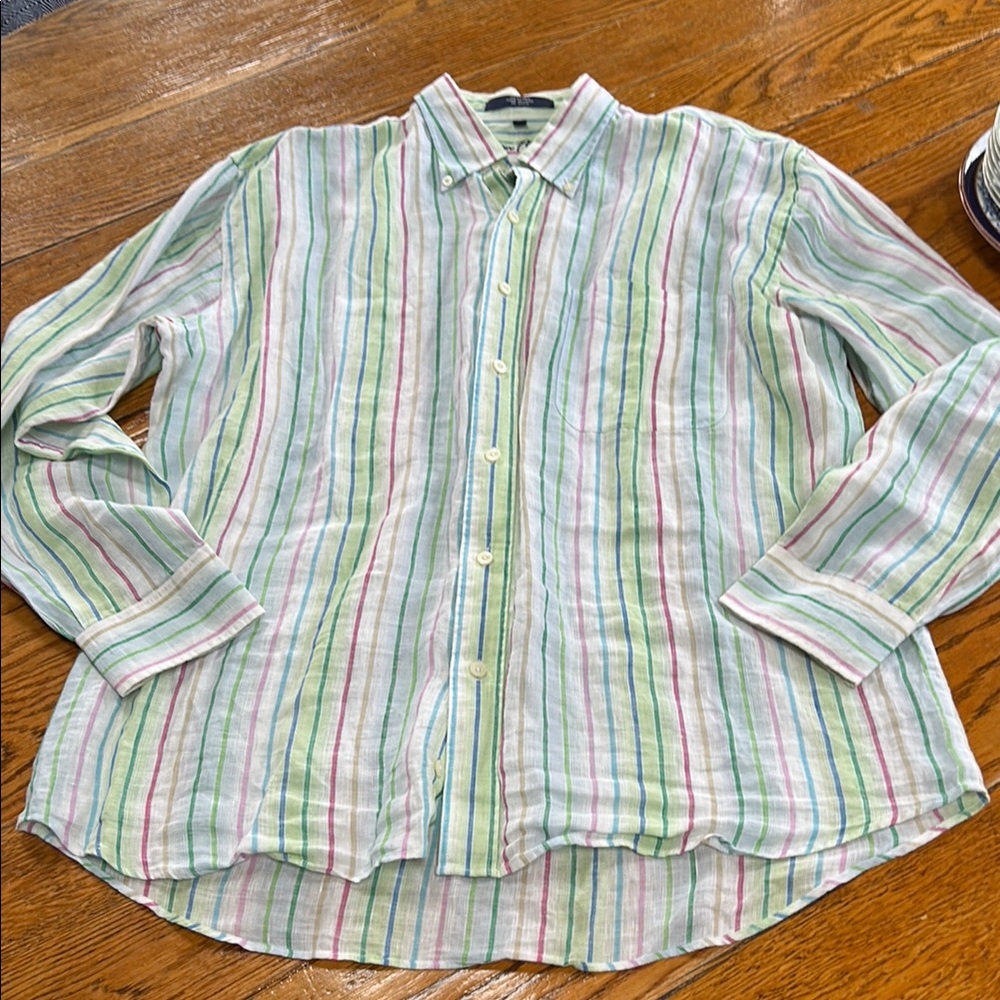 Alan Flusser long sleeve shirt. Candy stripe linen fabric. Men’s Size Large.